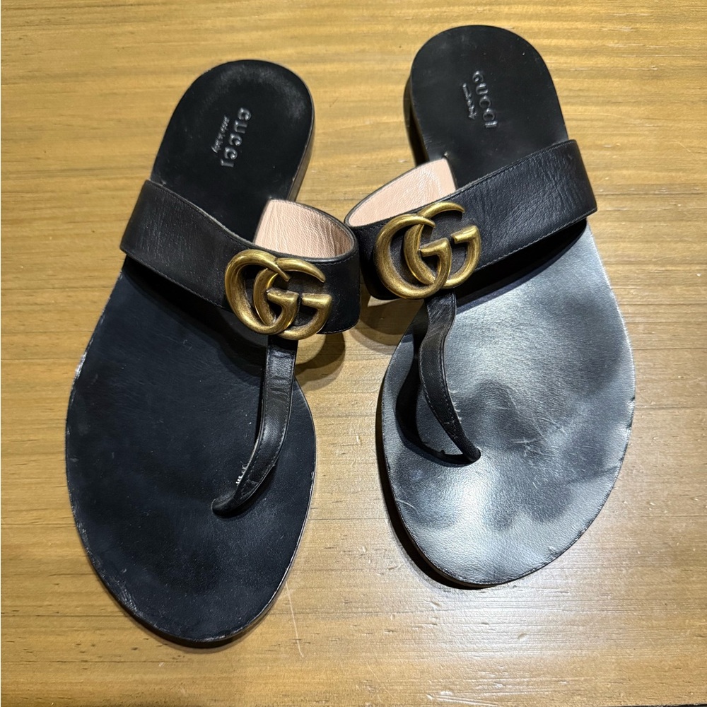 Gucci Calfskin GG Marmont Thong Sandal Black